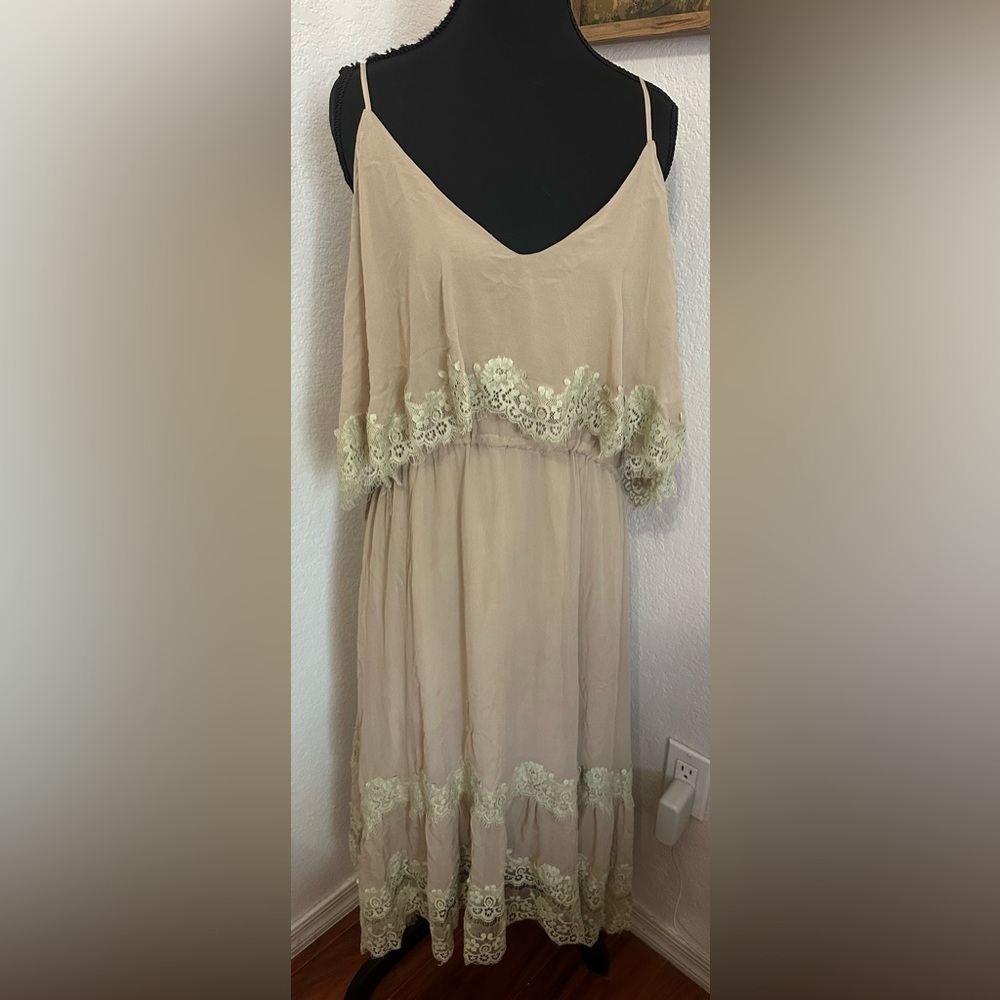 Gold Hawk Silk Cami Cold Shoulder Lace Trim Slip Beige Midi Dress - Size Medium